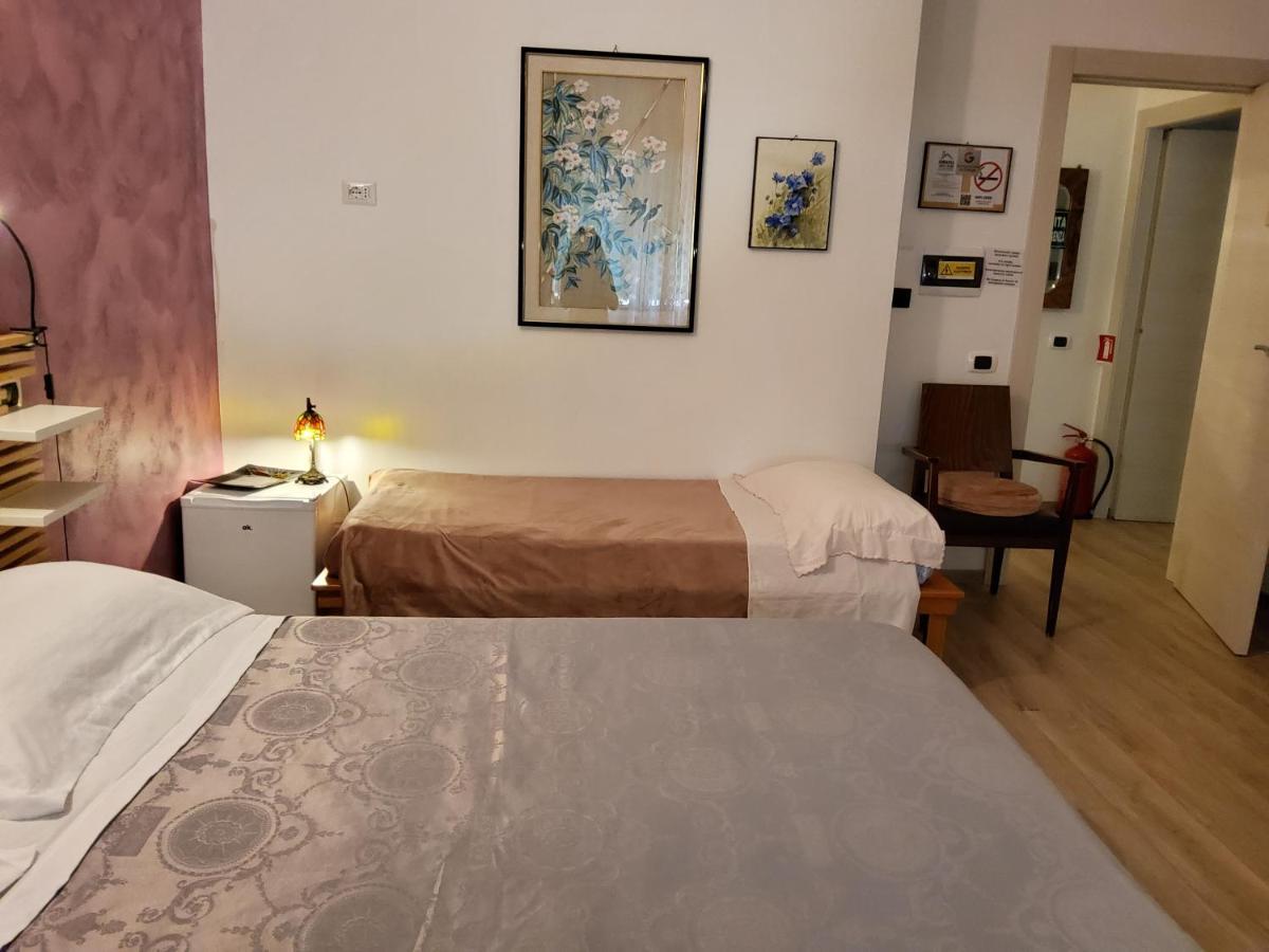 Annadia Sweet Home B&B Lido di Ostia Bagian luar foto
